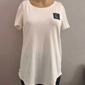 Lululemon Athletica tee shirt